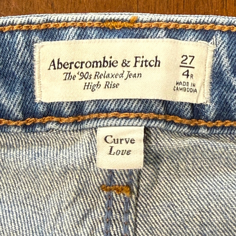 Abercrombie & Fitch Womens 90s Relaxed Jean High Rise Size 4R Curve Love Baggy - Picture 4 of 9